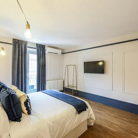 Apartamento De Diseno En Gran Via Madrid Exterior photo